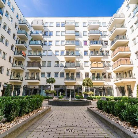 Sleepway Apartments - Garbary 95-75D z parkingiem Poznań Zewnętrze zdjęcie
