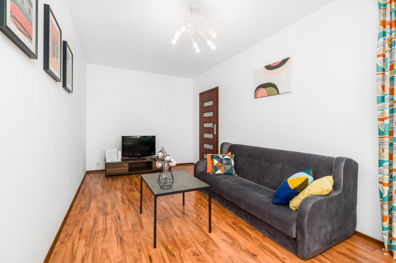 Sleepway Apartments - Garbary 95-75D z parkingiem Poznań Zewnętrze zdjęcie