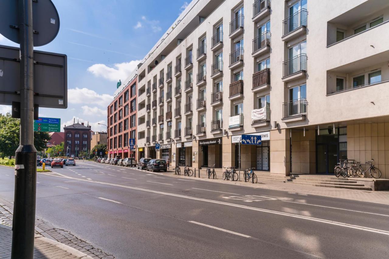 Sleepway Apartments - Garbary 95-75D z parkingiem Poznań Zewnętrze zdjęcie