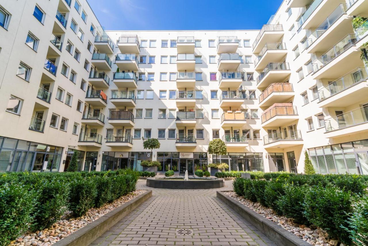 Sleepway Apartments - Garbary 95-75D z parkingiem Poznań Zewnętrze zdjęcie