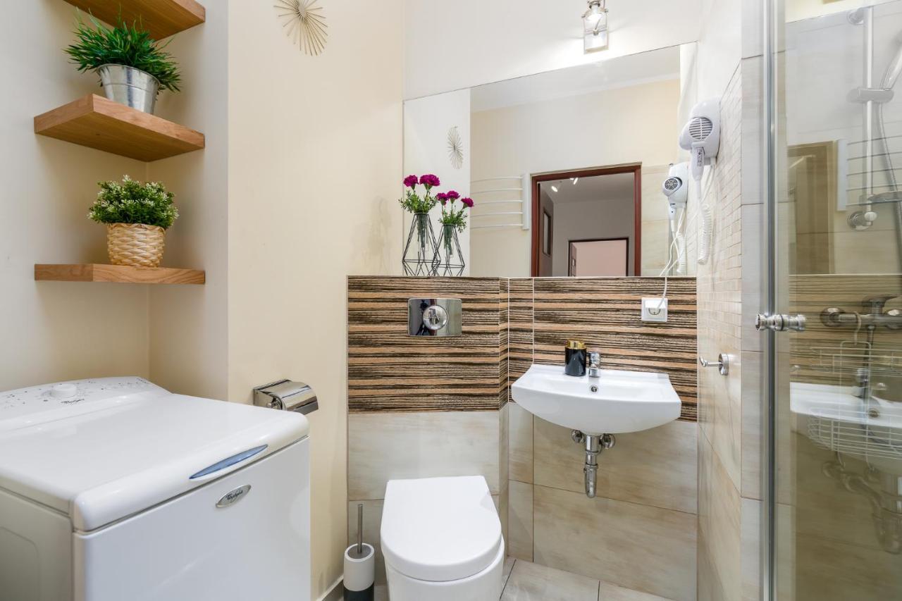 Sleepway Apartments - Garbary 95-75D z parkingiem Poznań Zewnętrze zdjęcie